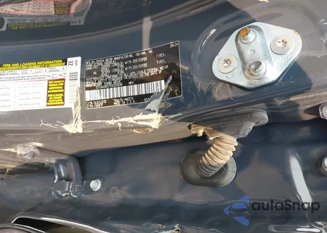 2024 Toyota Grand Highlander Platinum z USA, uszkodzony, nr VIN 5TDAAAB57RS050694